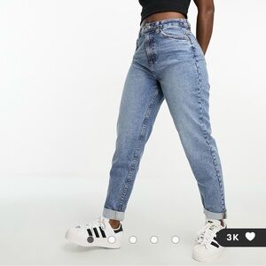 ASOS Mom Jeans - ASOS DESIGN Hourglass high rise relaxed mom jeans in mid blue